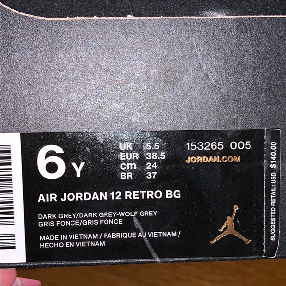 Air Jordan 12 Retro BG (Grey Wolfs) - Picture 4 of 4